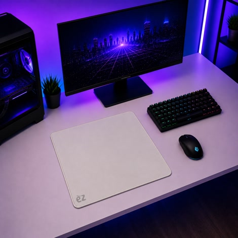 Produktbild på Arctic White Large (450x400 mm) Gaming Musmatta