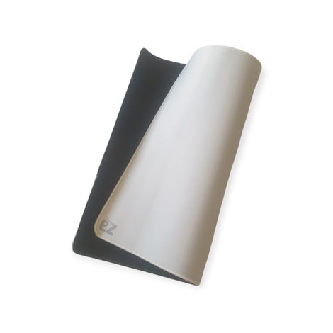 Bild på Arctic White Large (450x400 mm) Gaming Musmatta gaming musmatta ihopfälld i mitten